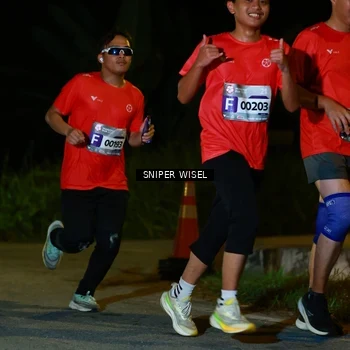 Runner Photo 8430757