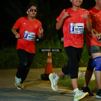 Runner Photo 8430758