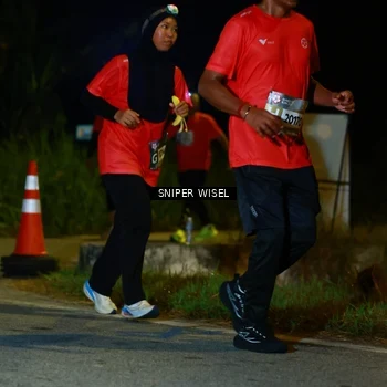 Runner Photo 8430769