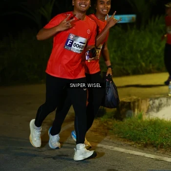 Runner Photo 8430783