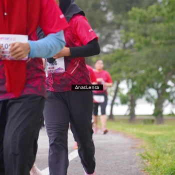 Runner Photo 8430784