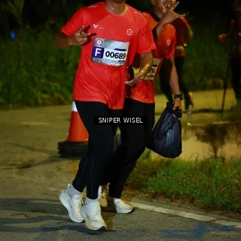 Runner Photo 8430786