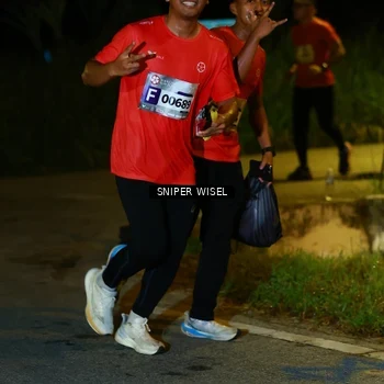 Runner Photo 8430787
