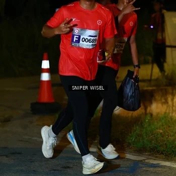 Runner Photo 8430789
