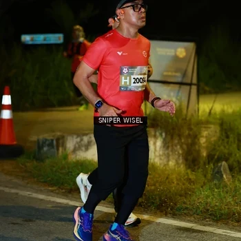 Runner Photo 8430791