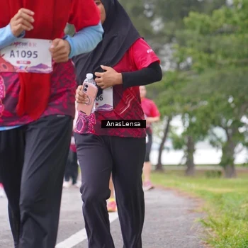 Runner Photo 8430796