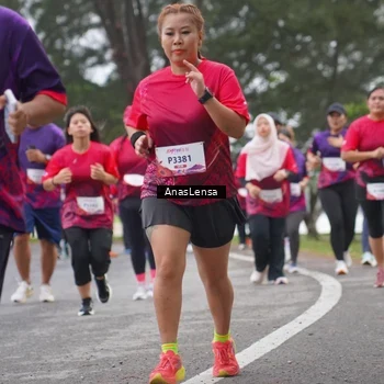 Runner Photo 8430833