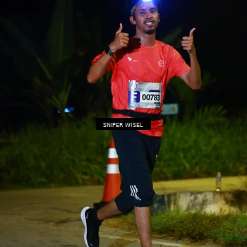 Runner Photo 8430844