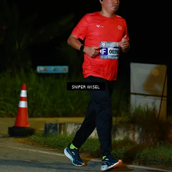 Runner Photo 8430858