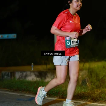 Runner Photo 8430859