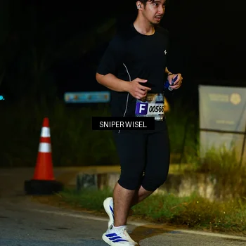 Runner Photo 8430870