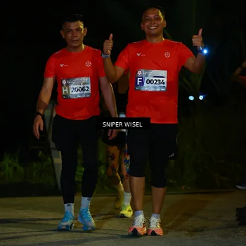Runner Photo 8430890