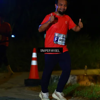 Runner Photo 8430924
