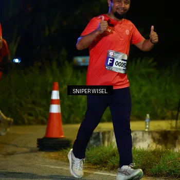 Runner Photo 8430928