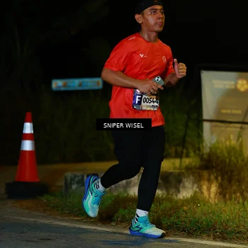 Runner Photo 8430960