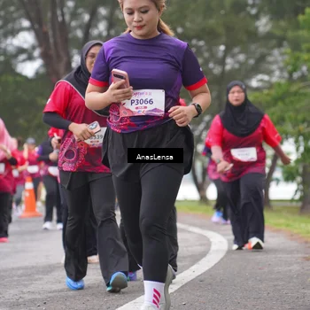 Runner Photo 8430969