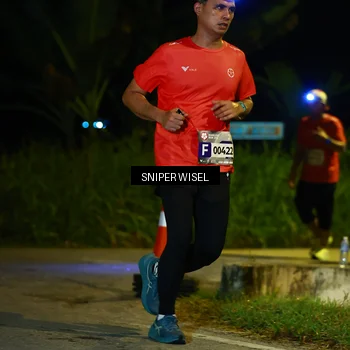 Runner Photo 8430974