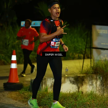 Runner Photo 8431018