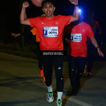 Runner Photo 8431048