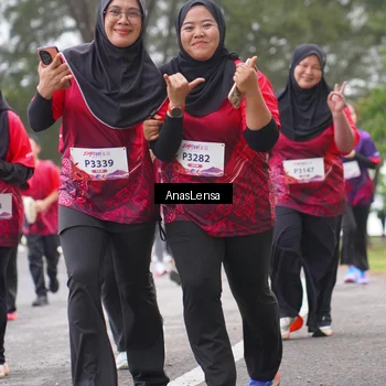 Runner Photo 8431051