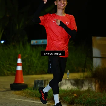 Runner Photo 8431086