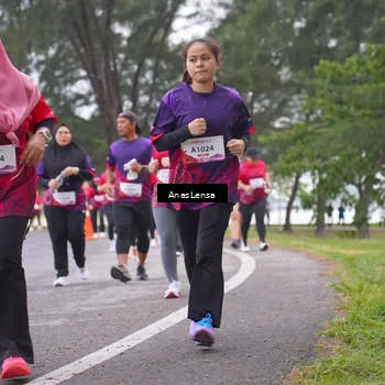 Runner Photo 8431087