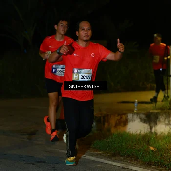 Runner Photo 8431101