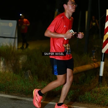 Runner Photo 8431111