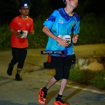 Runner Photo 8431116