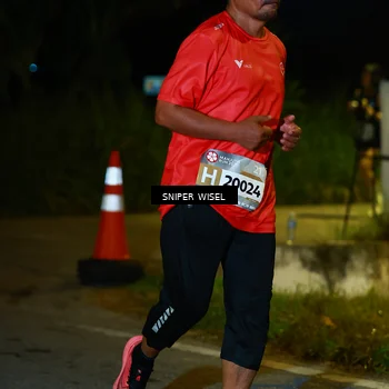 Runner Photo 8431150