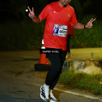 Runner Photo 8431165
