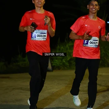 Runner Photo 8431174