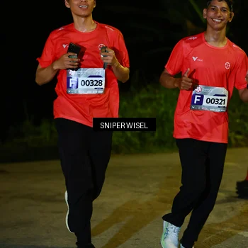 Runner Photo 8431177