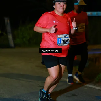 Runner Photo 8431215