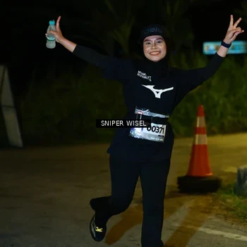Runner Photo 8431268