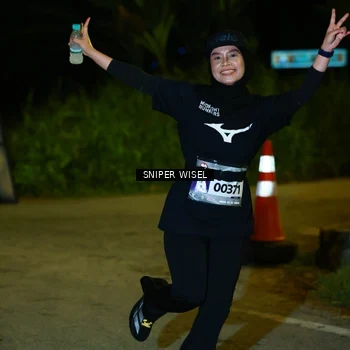 Runner Photo 8431272