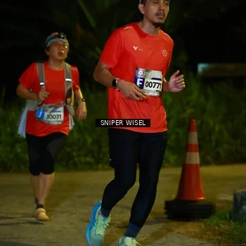 Runner Photo 8431275
