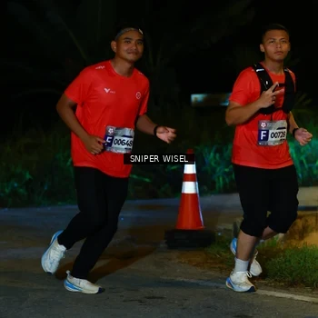 Runner Photo 8431292