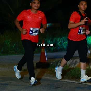 Runner Photo 8431293
