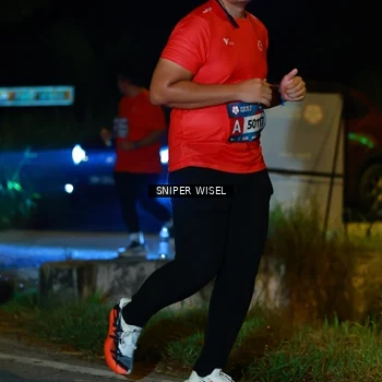 Runner Photo 8431301