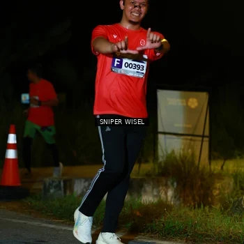 Runner Photo 8431325