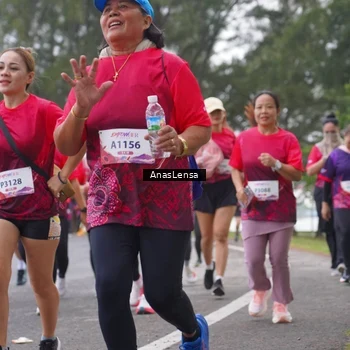 Runner Photo 8431345