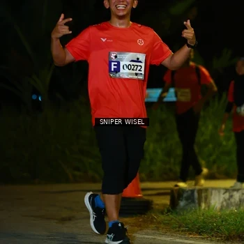 Runner Photo 8431354