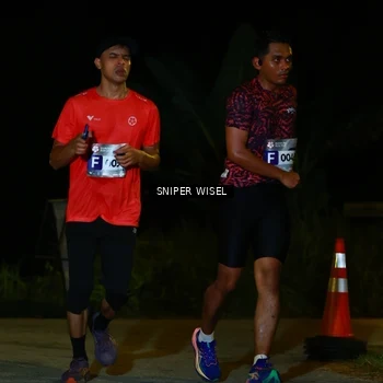 Runner Photo 8431359