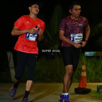 Runner Photo 8431367