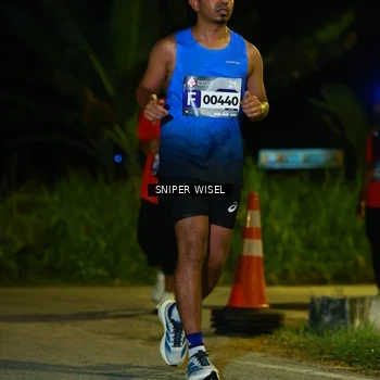Runner Photo 8431392