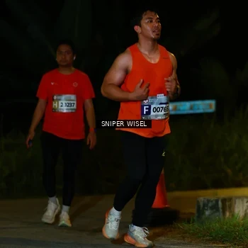 Runner Photo 8431413