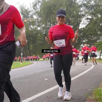 Runner Photo 8431476