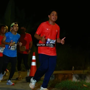 Runner Photo 8431478