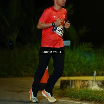 Runner Photo 8431494